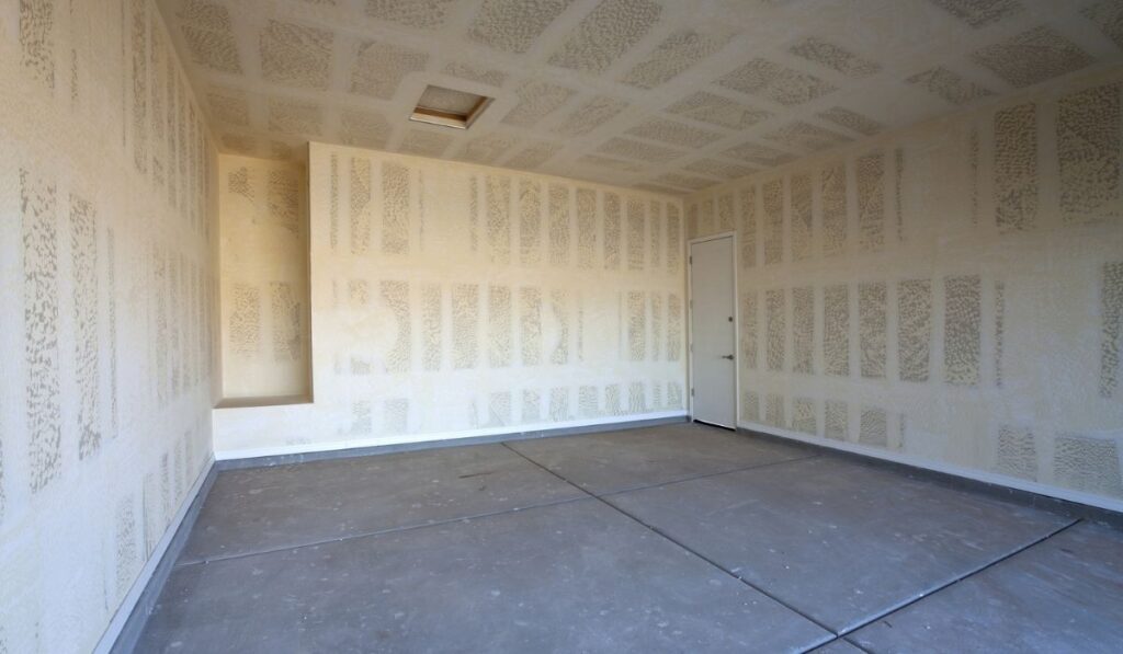 Drywall Construction of a Garage