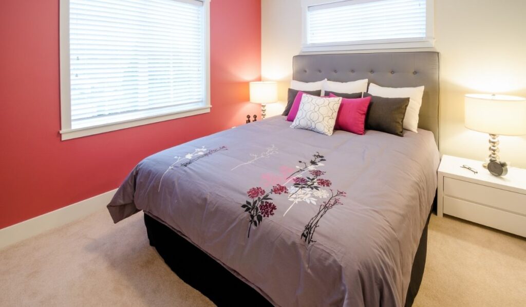 Modern red bedroom