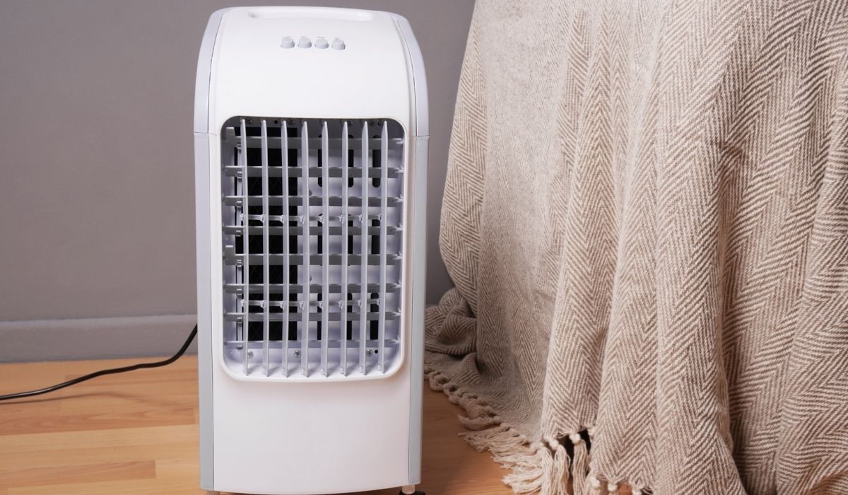 Portable air cooler and humidifier in living room