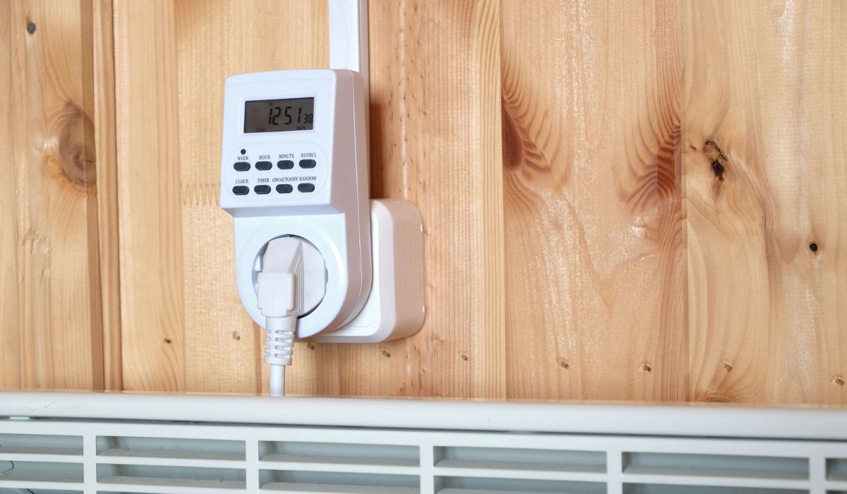 Can You Use a Power Outlet Timer on a Window AC Unit? - LifeHackLane