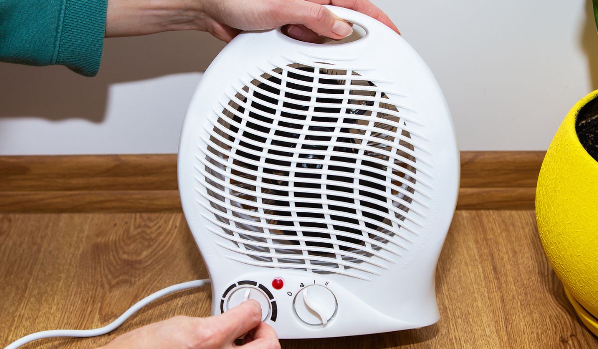 Can Space Heaters Be Kept on Wood Floors? LifeHackLane