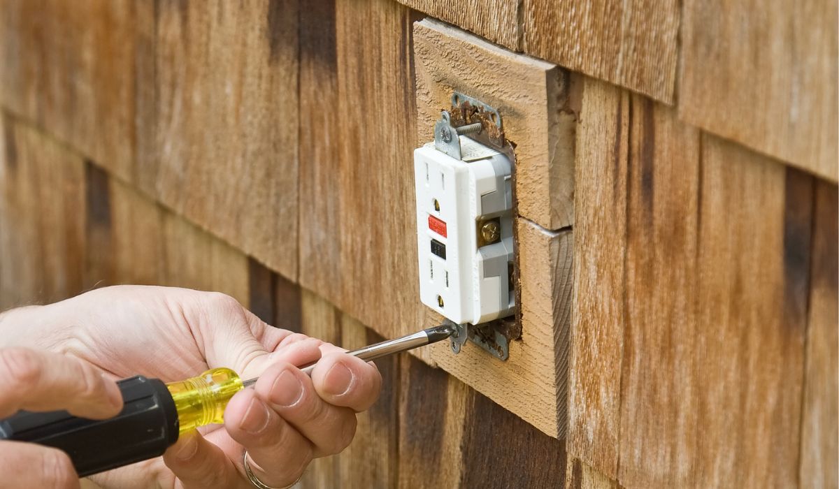Exterior Electrical Outlet