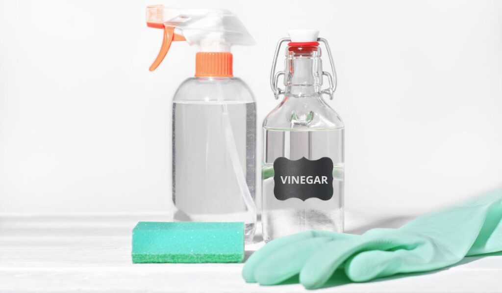 White vinegar for home cleaning chores
